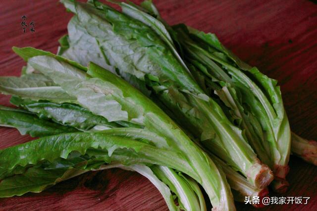 油麦菜怎样炒好吃又好看（炒油麦菜时我就服这做法）(3)