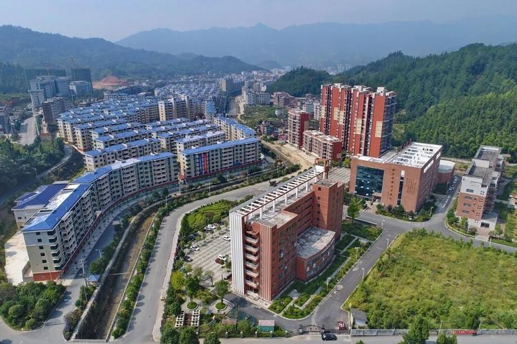 三、怀化市安化县