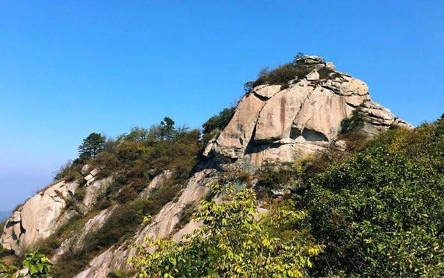 旅游河南省十大名山盘点（河南有哪些著名山峰）  3