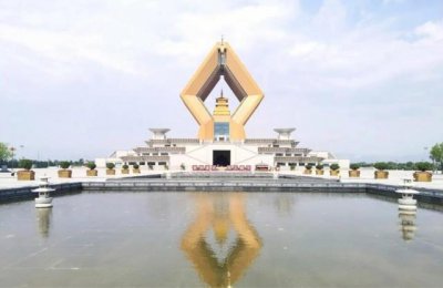 ​国内有哪些香火旺盛的寺庙（最受信徒膜拜的十大寺庙）