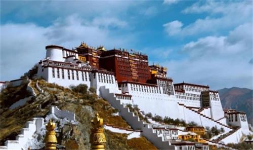 旅游国庆去西藏堵车吗 国庆去西藏的人多吗  1