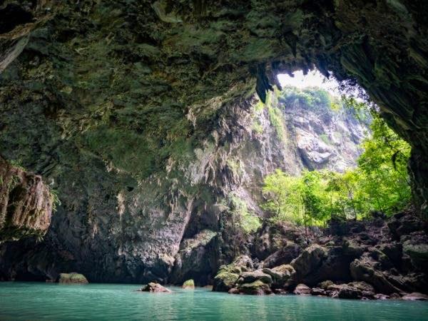 旅游广西巴马旅游景点大全 巴马旅游攻略必玩的景点  2