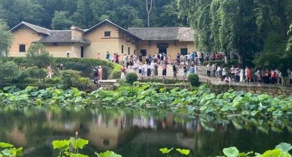 旅游湖南旅游十大必去景区（长沙橘子洲头也是其一）  2