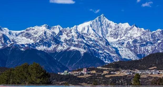 旅游云南必去的五大景点（云南有哪些值得前往的景区）  2