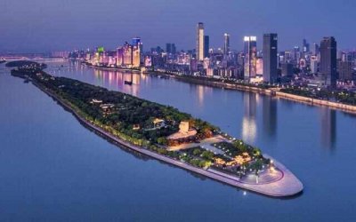 ​湖南省十大必去景点推荐，橘子洲头位居榜首
