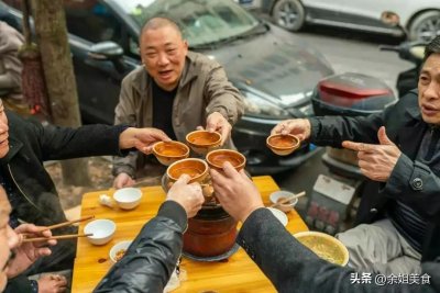​专家说乡下自酿酒不能喝，为啥以前人人喝都没事，现在却避之不及