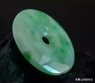 怎么样分别真假翡翠？以下七点足够你学习了