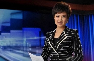 ​央视主持人桑晨：21岁进央视，工作29年零绯闻，丈夫身份至今