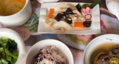 ​家常西红柿木耳排骨汤的制作步骤和注意事项 有哪些