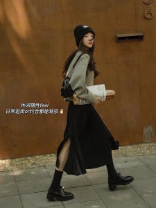​卫衣的“3个”穿搭法则，可优雅可洋气，时髦炸了