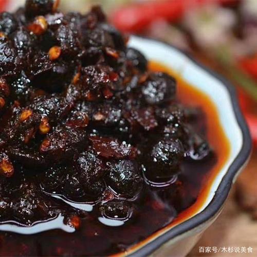 六、黄水古镇中的特色美食：