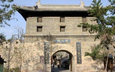 ​中国著名的山水景点是哪里？的景点它们有哪些令人惊叹的奇观