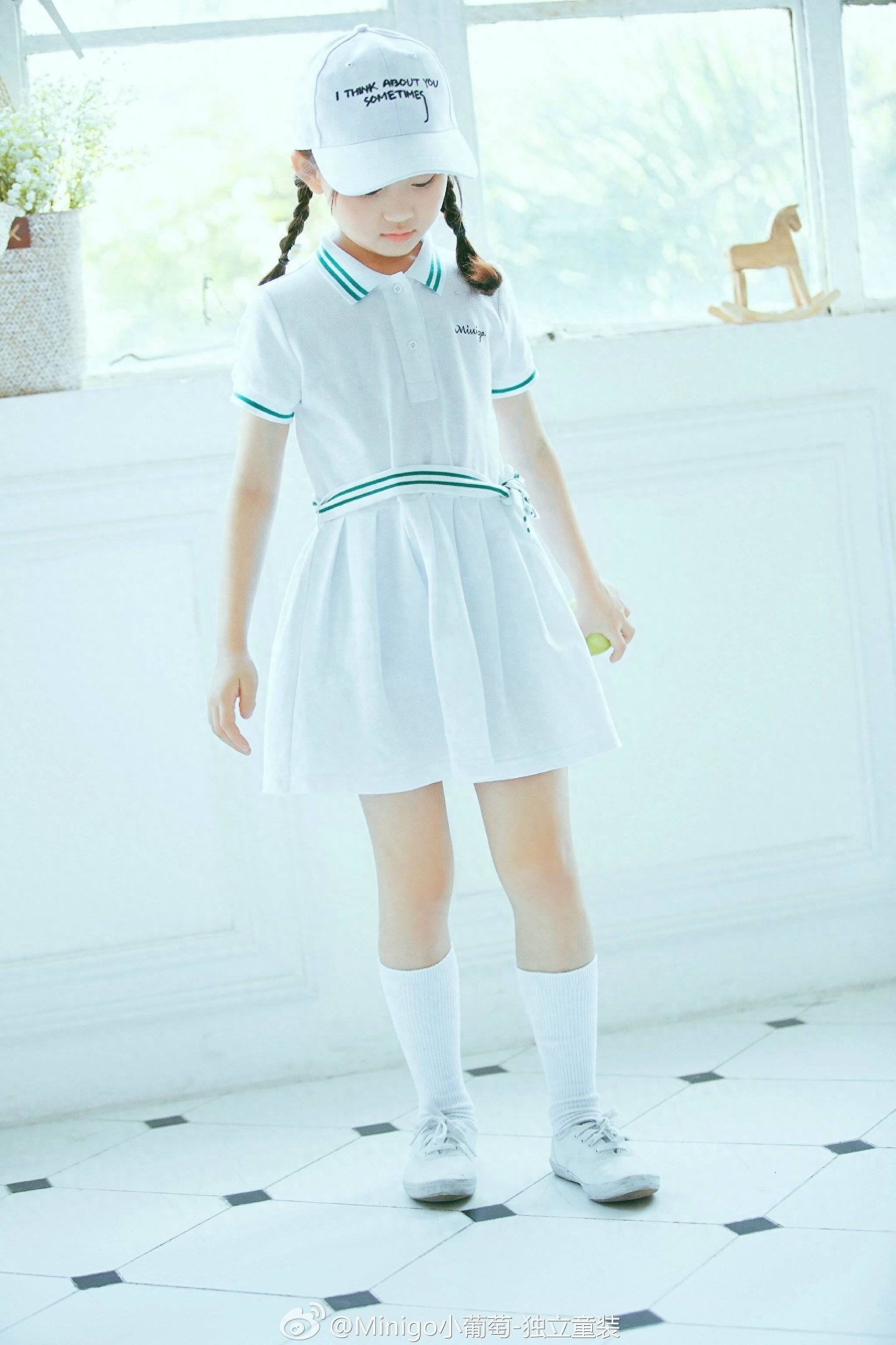 “真人阿拉蕾”小葡萄变身运动小少女，邻家有女初长成