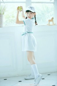 ​“真人阿拉蕾”小葡萄变身运动小少女，邻家有女初长成