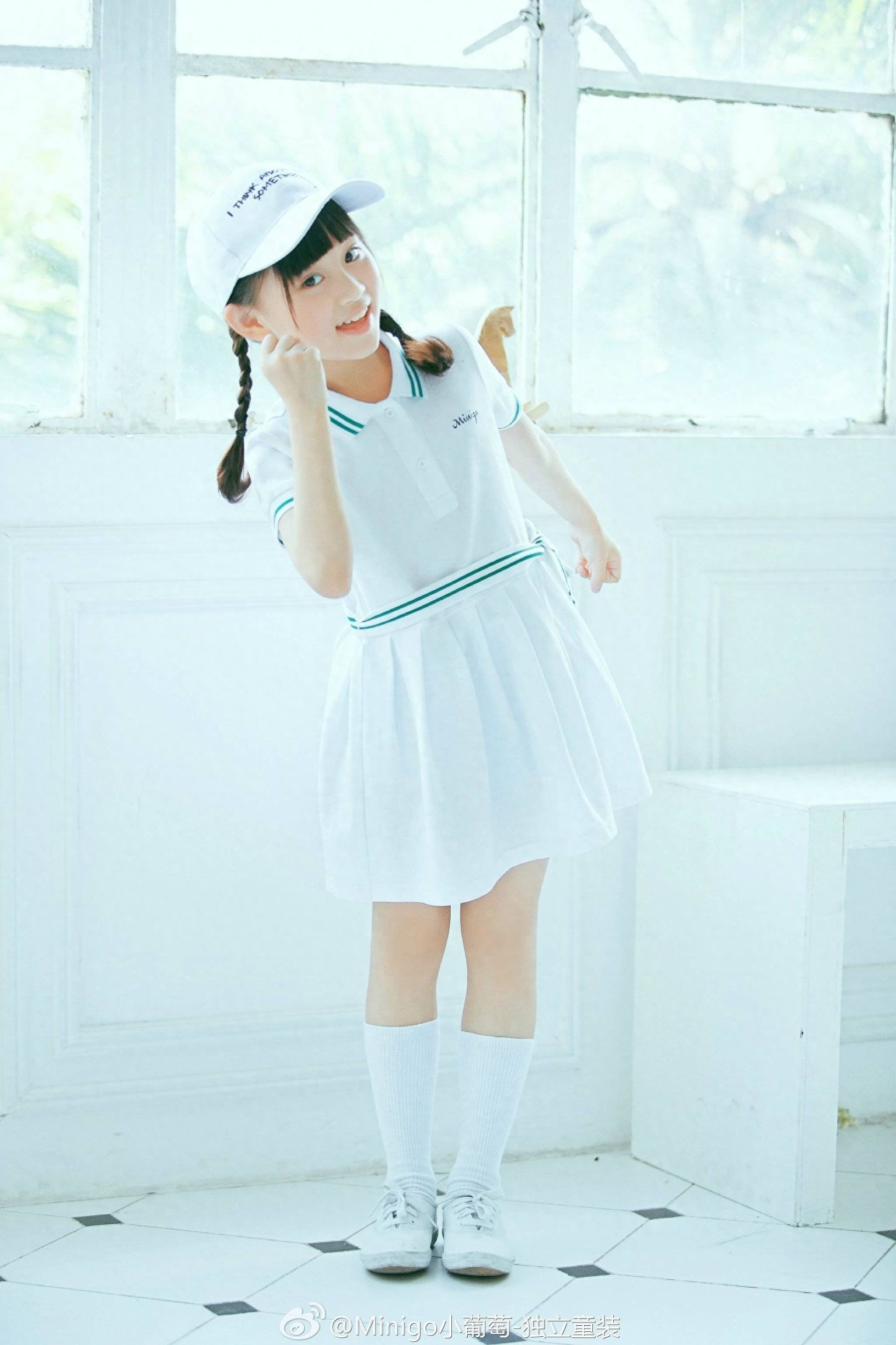 “真人阿拉蕾”小葡萄变身运动小少女，邻家有女初长成