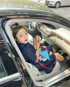 ​林妙可，丰胸门、陪酒门、炫富门，为啥人们总跟这个小女孩过不去