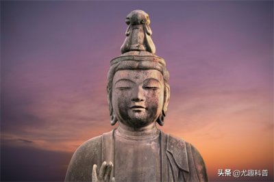 ​释迦牟尼佛：佛教的创始人，被视为佛教的最高领袖和教义的传播者