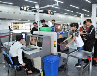 ​我，在一线城市当地铁安检员，工作3年，告诉你能拿多少薪资