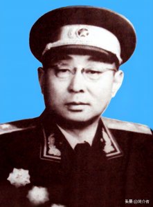 ​解放军第14军首任军长，开国中将——李成芳