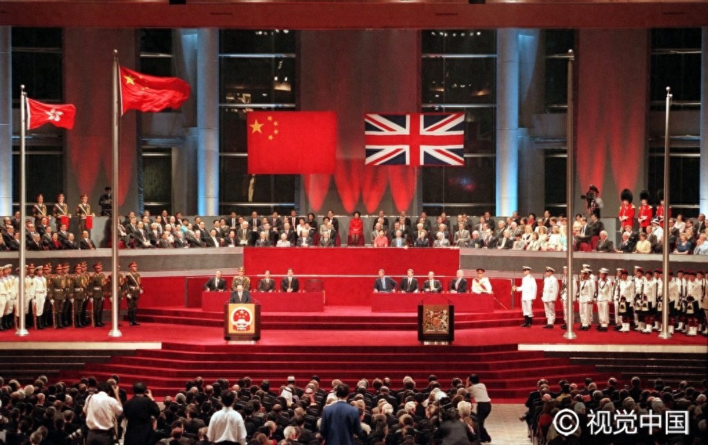 历时2年的激烈谈判 终于让香港回到祖国 记《中英联合声明》史
