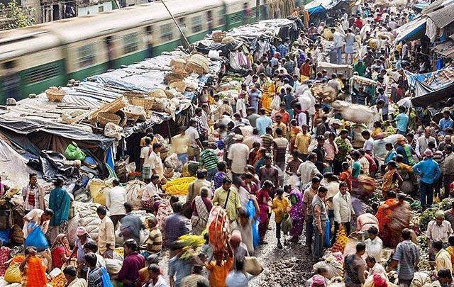 印度gdp下滑比英国少怎么被反超（印度的吹捧史为了提高GDP指数）(2)