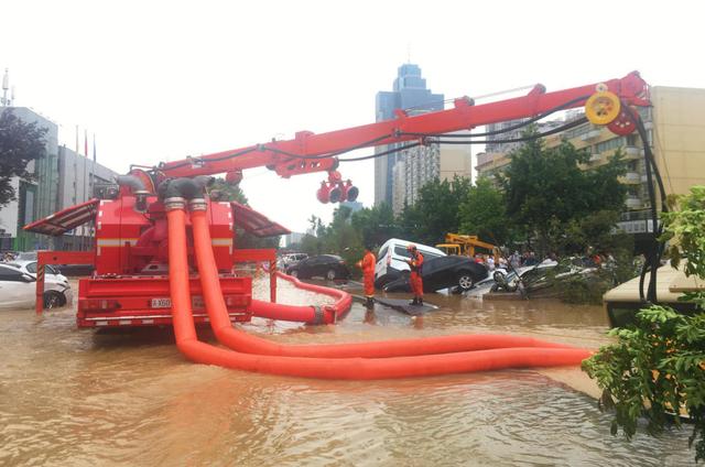 河南郑州暴雨大致过程和感悟(河南郑州极端特大暴雨)(8)