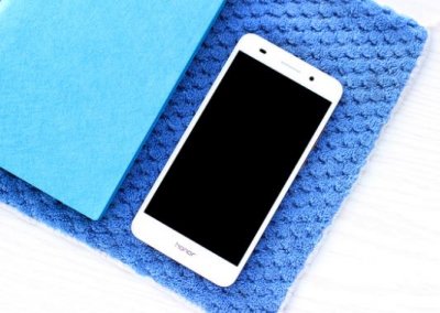 ​年轻人的第一款智能手机 荣耀畅玩5A评测