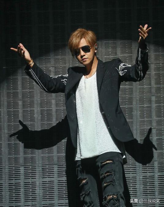四大天王唯一同台演唱会（他是歌坛新的四大天王）(9)