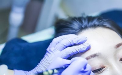 ​于文红：靠黑医美圈钱47亿，把富婆当韭菜，被央视曝光偷税1.47亿