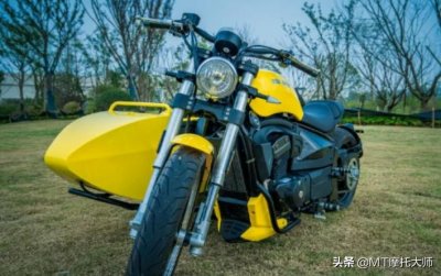 ​边三轮配单摇臂？罕见“地平线”摩托亮相：出自大地鹰王，3万多