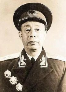 ​开国将帅（166）中将甘渭汉