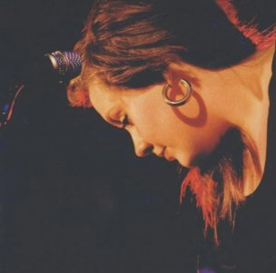 ​出道即巅峰，6000万销量横扫15座格莱美，铁肺阿黛尔音乐盘点