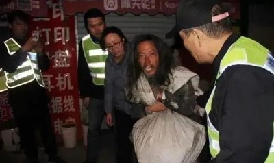 ​北京理工状元学霸姚远，以捡垃圾为生流浪12年，他后来怎么样了？