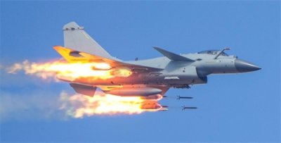 ​“感谢老铁从天上送来的大火箭”，盘点我军的航空火箭发射器