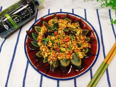 ​好吃到流泪的凉拌松花蛋，连吃三天都不够