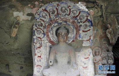 ​走进万佛堂石窟 感受文化遗产魅力
