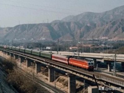 ​西安出发，一机直达北京，Z44次列车，中国铁路的骄傲