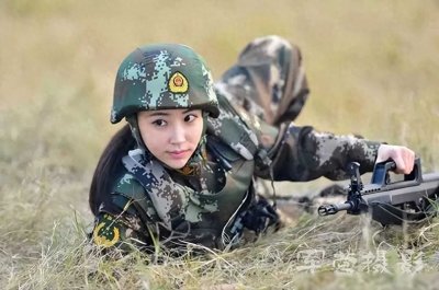 ​军官工资与公务员相比高吗