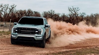 ​2022款F-150 Roush 650马力的V8福特猛禽！5.0L增压引擎