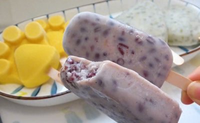 ​雪糕别在出去买了，老左教你在家做，食材简单，4种口味任你选