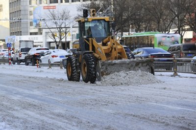 ​诗意中国丨燕山雪花大如席