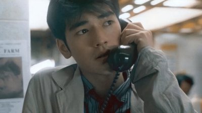 ​无滤镜年代的天然帅哥！6位绝世美颜男神年轻旧照帅至极