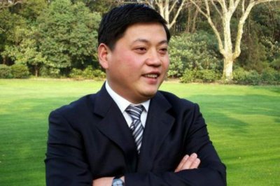 ​浙江首富王均瑶：过度劳累，身患癌症，仍超负荷工作，38岁离世