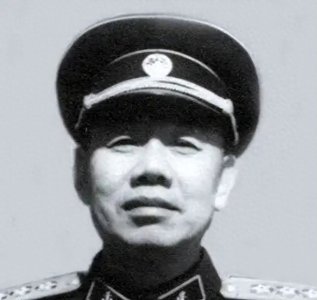 ​王宏坤晚年接受采访时，被问及哪个元帅最能打？将军回答：徐老头