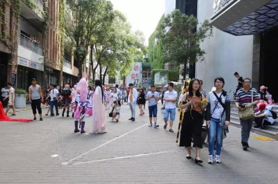 ​五一去漫展游玩随拍图，带你去看真实的漫展！