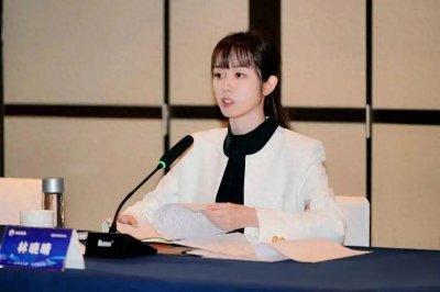 ​成都路桥28岁女董事长是何许人