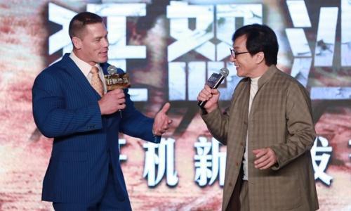 UFC冠军看上约翰塞纳的前女友!尼基贝拉答应约会,姐夫不乐意了